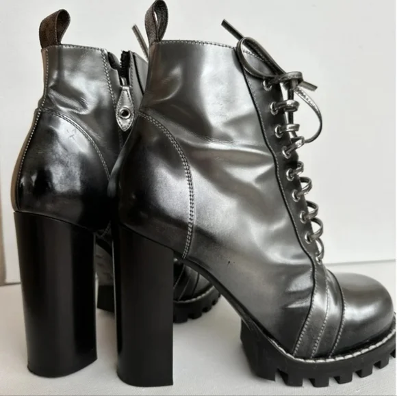 LOUIS VUITTON Silver 'Star Trail' Leather Boots (BNWOB) - Picture 2 of 9